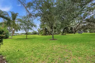12154 Thornhill Ct, Bradenton, FL 34202 - Photo 37