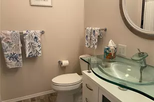 5400 Gulf Dr, Bradenton Beach, FL 34217 - Photo 11