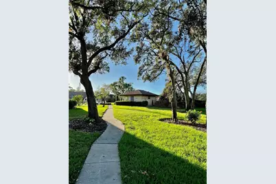 7186 Lakeside Drive, Sarasota, FL 34243 - Photo 19