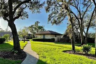 7186 Lakeside Dr, Sarasota, FL 34243 - Photo 19