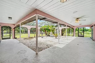 1005 135th St NE, Bradenton, FL 34212 - Photo 17