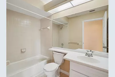 6643 Oakbrooke Circle, Bradenton, FL 34202 - Photo 15