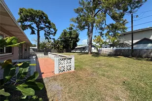 2003 48th St W, Bradenton, FL 34209 - Photo 5