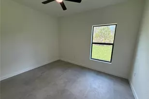 1250 Overhead St, North Port, FL 34288 - Photo 17