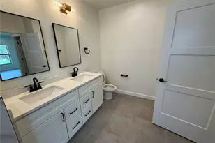 1250 Overhead St, North Port, FL 34288 - Photo 15
