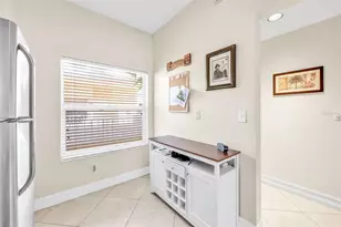 1044 Woodshire Ln, Naples, FL 34105 - Photo 15