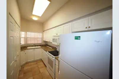 4252 Central Sarasota Parkway #413, Sarasota, FL 34238 - Photo 3