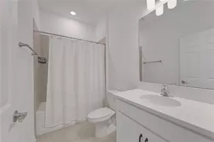 1989 Splashrail Ln, Sarasota, FL 34240 - Photo 21