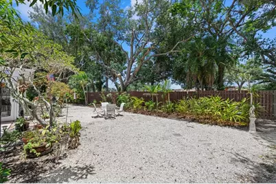 4305 Chinaberry Circle, Bradenton, FL 34208 - Photo 23