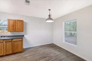 1216 34th St, Sarasota, FL 34234 - Photo 9
