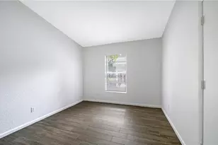 1216 34th St, Sarasota, FL 34234 - Photo 17