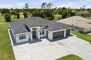 295 White Marsh Ln, Rotonda West, FL 33947 - Photo 3