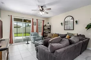 5714 Los Robles Ct, Palmetto, FL 34221 - Photo 9