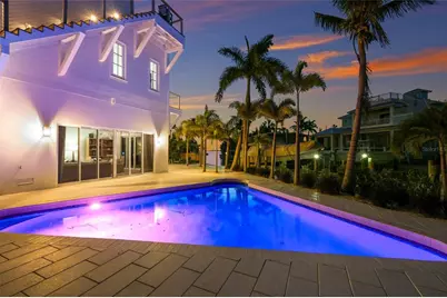 511 59th Street, Bradenton Beach, FL 34217 - Photo 13