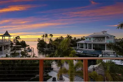 511 59th Street, Bradenton Beach, FL 34217 - Photo 3
