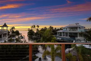511 59th St, Bradenton Beach, FL 34217 - Photo 3