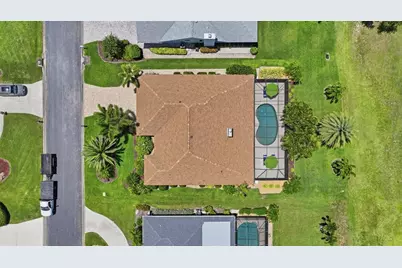 1929 Pebble Beach Court, Venice, FL 34293 - Photo 9