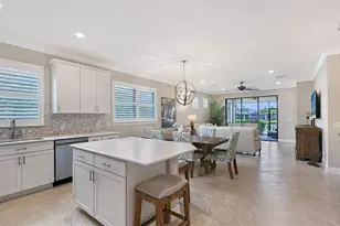 7636 Kirkland Cv, Lakewood Ranch, FL 34202 - Photo 9