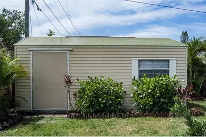 327 43rd Street Boulevard W, Palmetto, FL 34221 - Photo 33