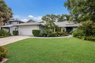 851 Faulkwood Ct, Sarasota, FL 34232 - Photo 3