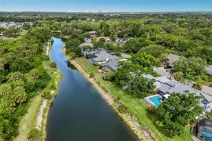 851 Faulkwood Ct, Sarasota, FL 34232 - Photo 43