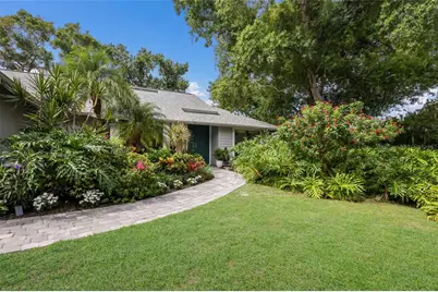 851 Faulkwood Court, Sarasota, FL 34232 - Photo 33