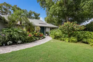 851 Faulkwood Ct, Sarasota, FL 34232 - Photo 33