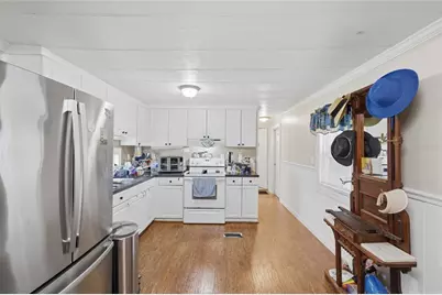 921 Faith Circle E #6, Bradenton, FL 34212 - Photo 3
