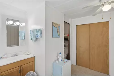 921 Faith Circle E #6, Bradenton, FL 34212 - Photo 9