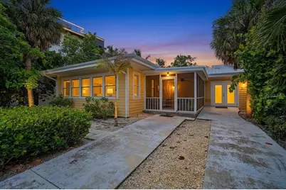 317 N Bay Boulevard, Anna Maria, FL 34216 - Photo 1