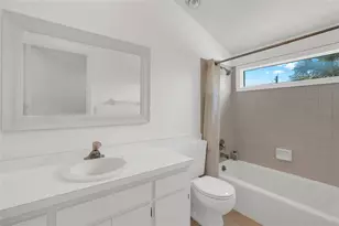 4051 Shell Rd, Siesta Key, FL 34242 - Photo 37