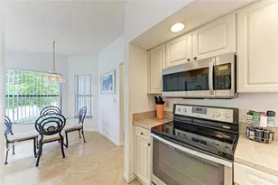 4320 47th Ave W, Bradenton, FL 34210 - Photo 15