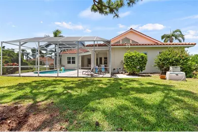 8753 Merion Avenue, Sarasota, FL 34238 - Photo 33
