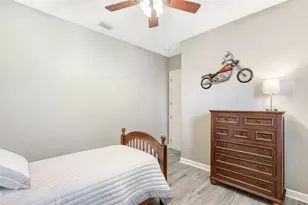 7151 Wainscott Ct, Sarasota, FL 34238 - Photo 45