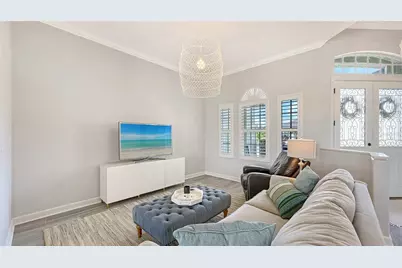 7151 Wainscott Court, Sarasota, FL 34238 - Photo 9