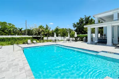 3092 Via Sienna Circle, Sarasota, FL 34243 - Photo 49