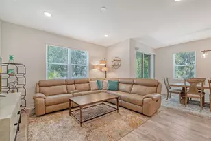 3092 Via Sienna Cir, Sarasota, FL 34243 - Photo 9