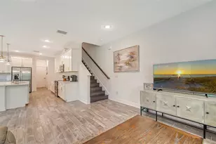 3092 Via Sienna Cir, Sarasota, FL 34243 - Photo 17