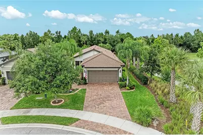 17002 Hampton Falls Terrace, Bradenton, FL 34202 - Photo 7