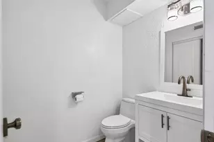 4001 Beneva Rd, Sarasota, FL 34233 - Photo 15