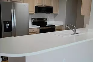 750 N Tamiami Trl, Sarasota, FL 34236 - Photo 3