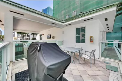 31 SE 5th Street #203, Miami, FL 33131 - Photo 65