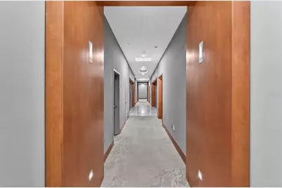 31 SE 5th Street #203, Miami, FL 33131 - Photo 31