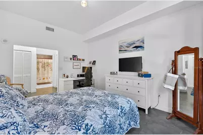 31 SE 5th Street #203, Miami, FL 33131 - Photo 23