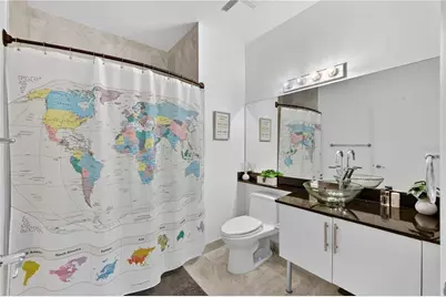 31 SE 5th Street #203, Miami, FL 33131 - Photo 25