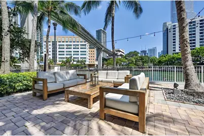 31 SE 5th Street #203, Miami, FL 33131 - Photo 37