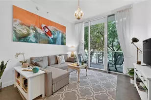 31 SE 5th St, Miami, FL 33131 - Photo 15