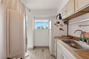 33 S Gulfstream Ave, Sarasota, FL 34236 - Photo 11