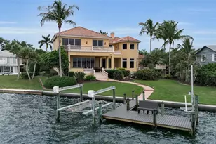 1541 Caribbean Dr, Sarasota, FL 34231 - Photo 11