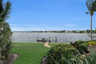 1541 Caribbean Dr, Sarasota, FL 34231 - Photo 17